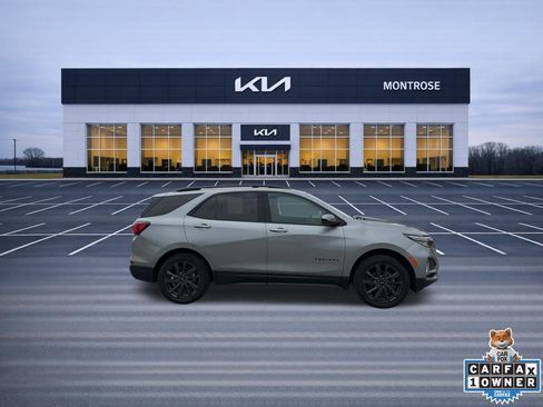 Used 2023 Chevrolet Equinox RS image 4
