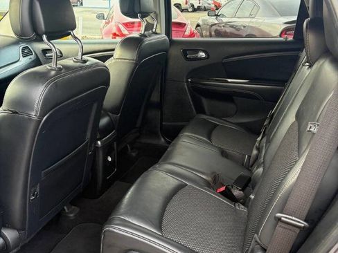 Used 2016 Dodge Journey Crossroad w/ Popular Equipment Group FWD image 12