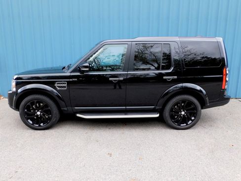 Used 2016 Land Rover LR4 HSE Silver Edition image 2