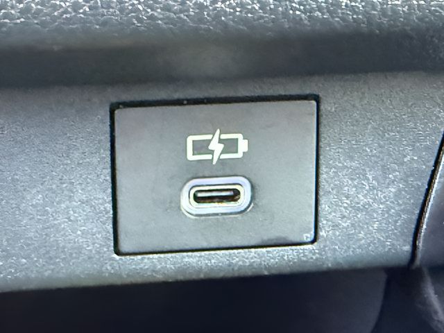 Used 2024 Toyota Grand Highlander AWD image 14