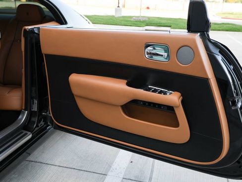 Used 2020 Rolls-Royce Wraith RWD image 15