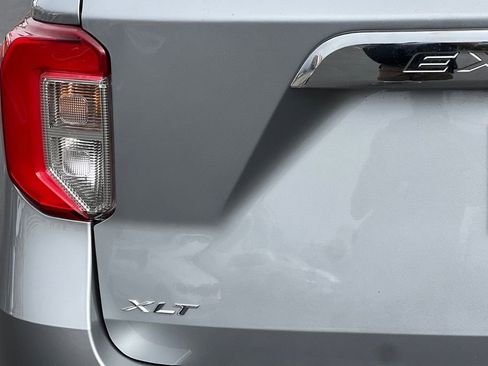 Certified 2024 Ford Explorer XLT w/ Equipment Group 202A image 30