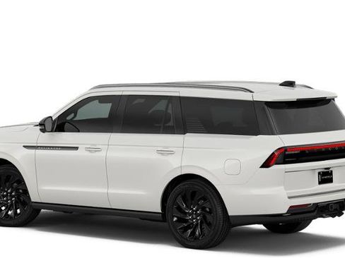 New 2026 Lincoln Navigator Black Label AWD/4WD image 2