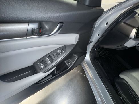 Certified 2019 Honda Accord LX image 20
