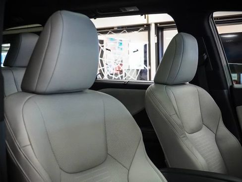 Certified 2025 Lexus TX 350 FWD w/ Technology Package image 26