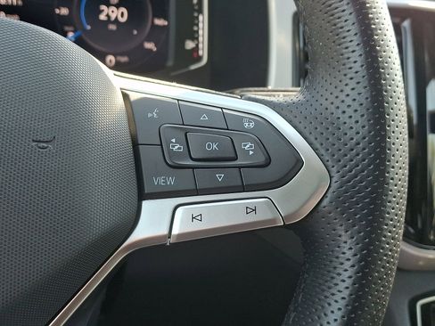 Used 2021 Volkswagen Atlas SEL Premium AWD/4WD image 24