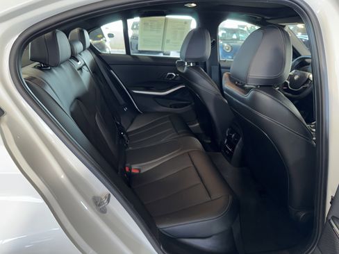 Certified 2025 BMW 330i Sedan image 12