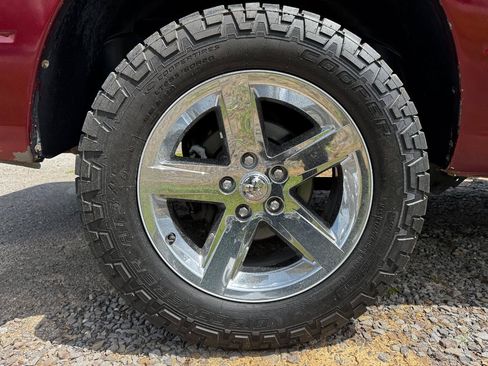 Used 2018 RAM 1500 Express w/ Express Value Package AWD/4WD image 11
