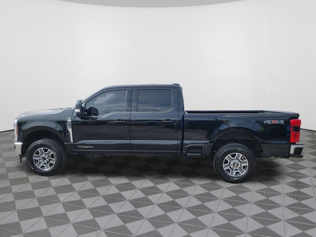 Used 2024 Ford F250 Lariat AWD/4WD image 12