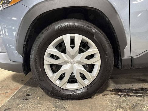 Certified 2024 Toyota Corolla Cross L image 10