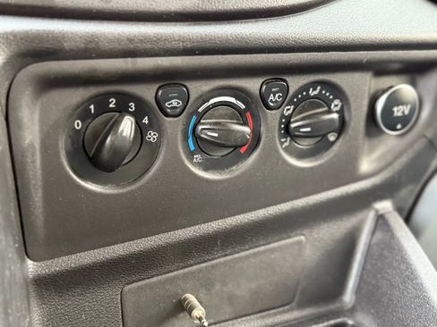 Used 2019 Ford Transit 150 148 Medium Roof image 28