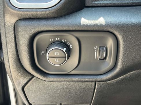 Used 2025 RAM 2500 Big Horn image 24