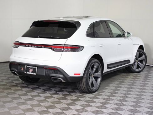 Used 2025 Porsche Macan image 7
