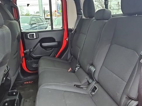 Used 2020 Jeep Gladiator Sport w/ Trailer Tow Package image 11