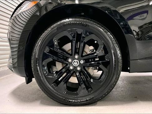 New 2026 Jaguar F-PACE R-Dynamic S image 10