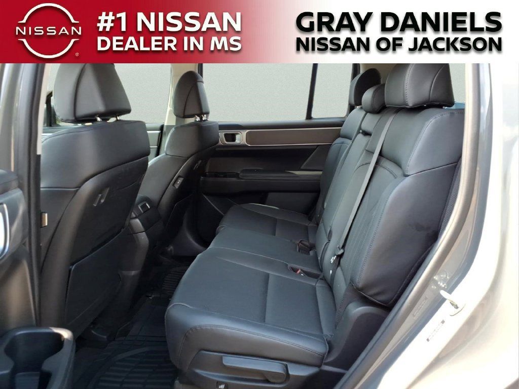 Used 2024 Hyundai Santa Fe SEL AWD/4WD image 25
