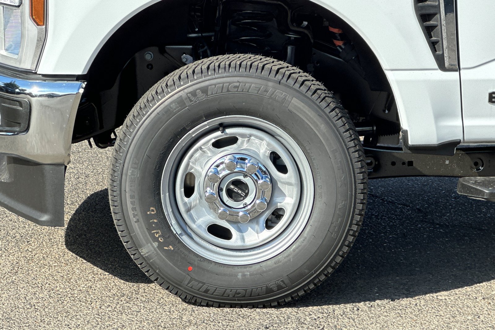 New 2026 Ford F250 XL AWD/4WD image 23