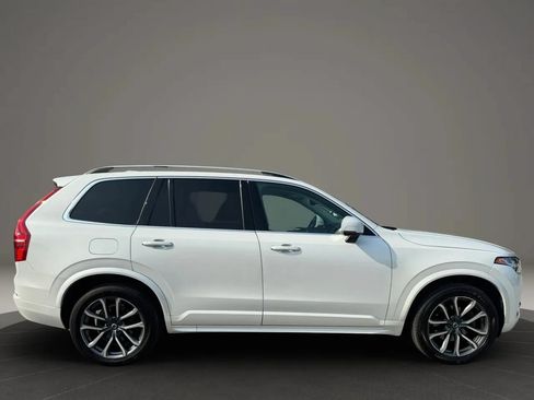 Used 2019 Volvo XC90 T6 Momentum w/ Protection Package Premier AWD/4WD image 4