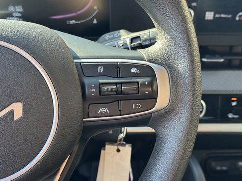 Certified 2024 Kia Sportage LX image 25