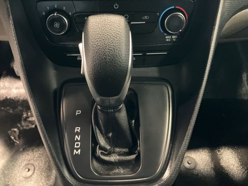 Used 2021 Ford Transit Connect XL image 16