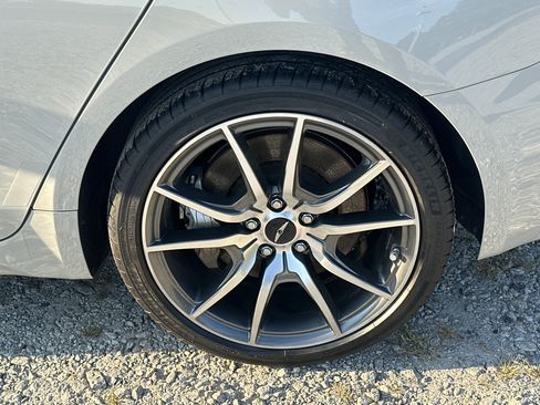Used 2025 Genesis G70 2.5T RWD image 19