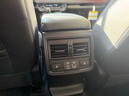 New 2026 Subaru Outback Limited AWD/4WD image 26