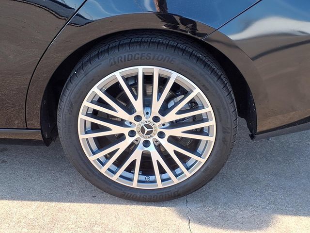 Used 2025 Mercedes-Benz CLA 250 image 21