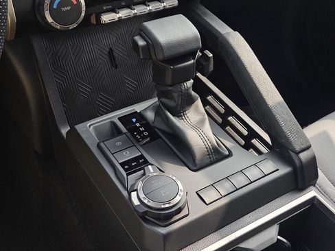 New 2026 Toyota Tacoma SR5 AWD/4WD image 21
