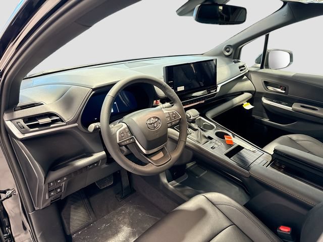 New 2026 Toyota Sienna XLE Woodland Edition AWD/4WD image 8