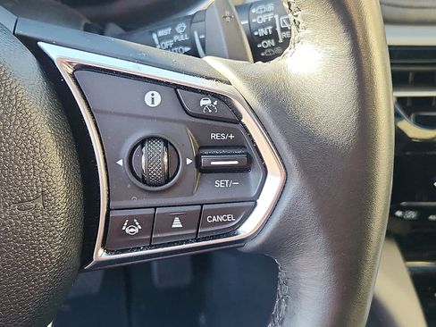 Certified 2025 Acura MDX w/Technology Package image 25