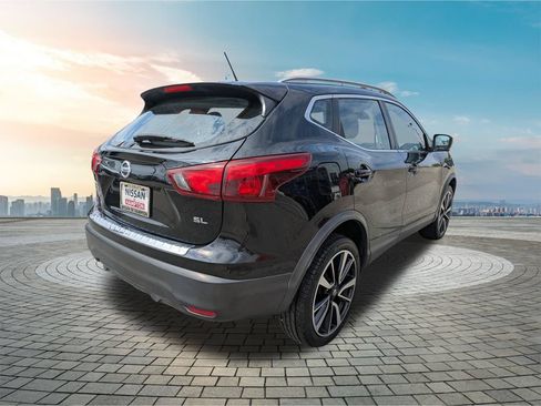 Used 2018 Nissan Rogue Sport SL w/ SL Premium Package FWD image 5