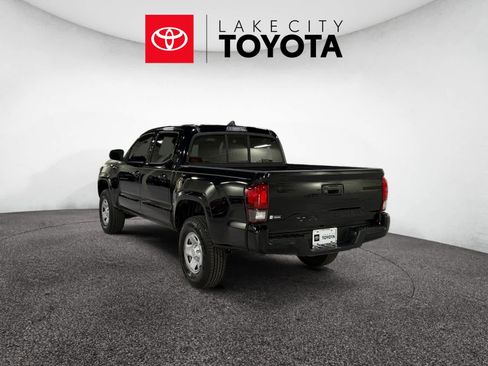 Used 2021 Toyota Tacoma SR w/ SR Convenience Package image 4
