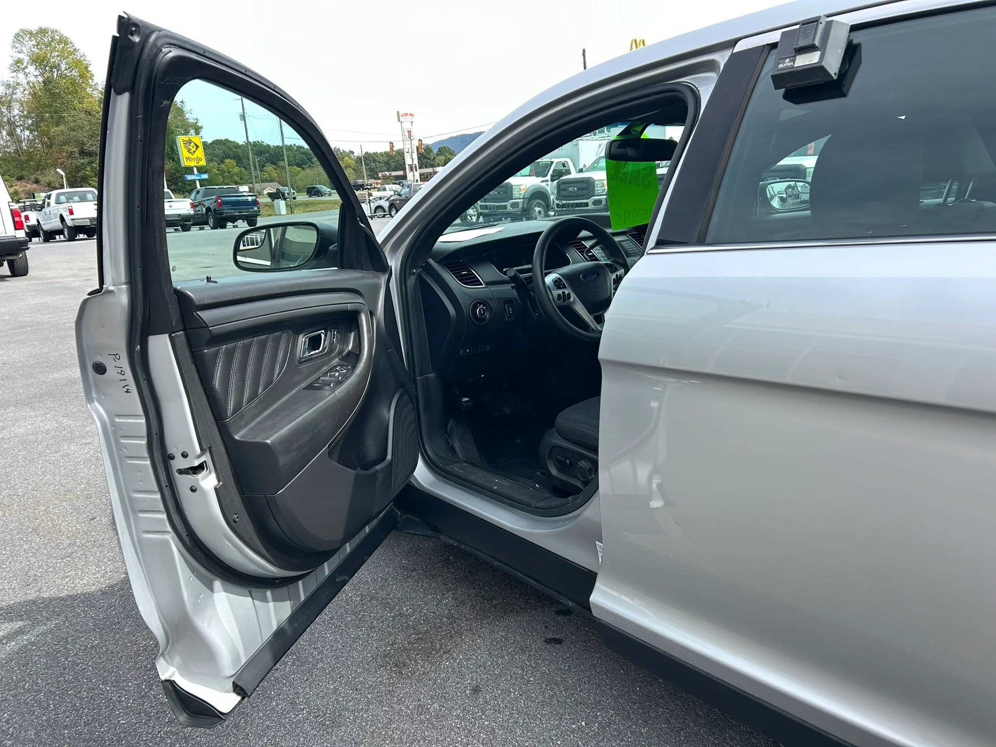 Used 2019 Ford Taurus Police Interceptor AWD w/ Ultimate Wiring Package image 7