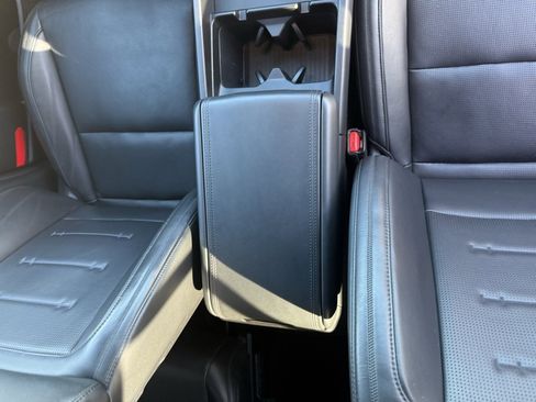 Used 2025 Hyundai Santa Fe Calligraphy image 46