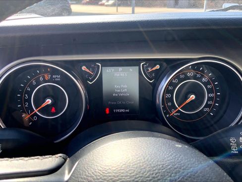 Used 2018 Jeep Wrangler Unlimited Sport S image 26