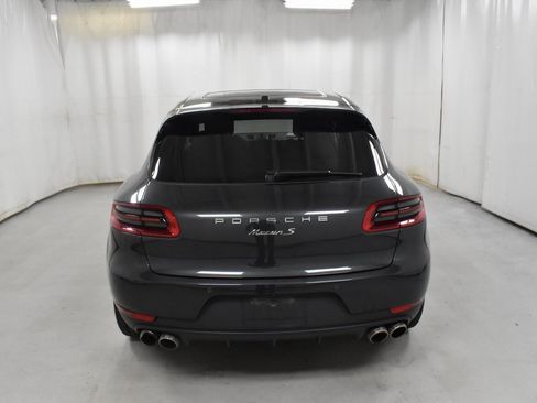 Used 2017 Porsche Macan S image 6