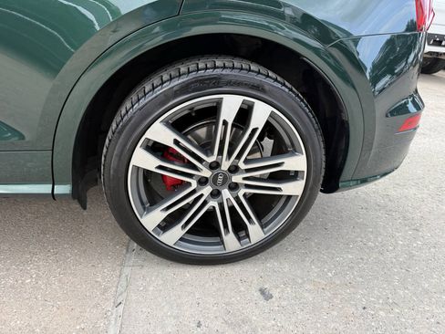 Used 2018 Audi SQ5 Premium Plus w/ S Sport Package AWD/4WD image 35