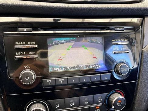 Used 2017 Nissan Rogue Sport S w/ S Appearance Package AWD/4WD image 24