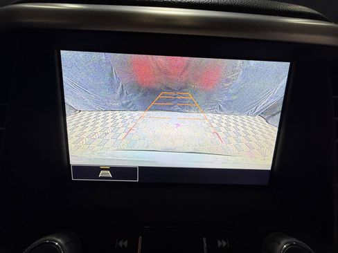 Used 2023 GMC Acadia SLT image 29