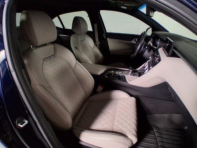 Used 2023 Genesis G70 3.3T w/ Sport Prestige Package AWD/4WD image 15