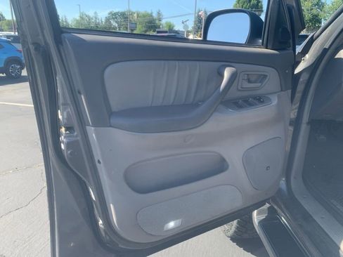 Used 2007 Toyota Sequoia Limited AWD/4WD image 12