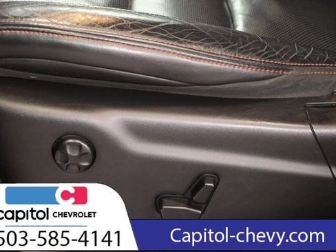 Used 2018 Jeep Grand Cherokee Trailhawk w/ Trailhawk Luxury Group AWD/4WD image 14