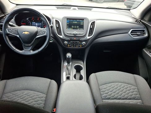 Used 2019 Chevrolet Equinox LT FWD image 10