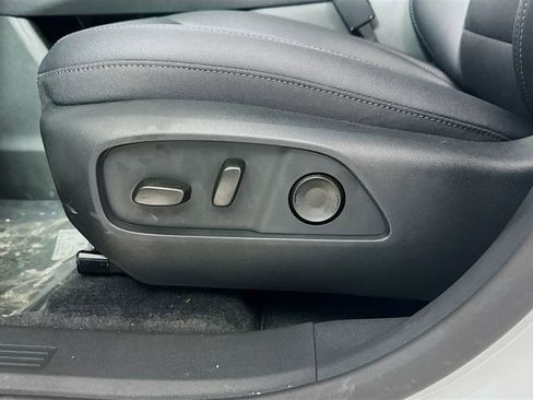 New 2026 Chevrolet Equinox LT image 19