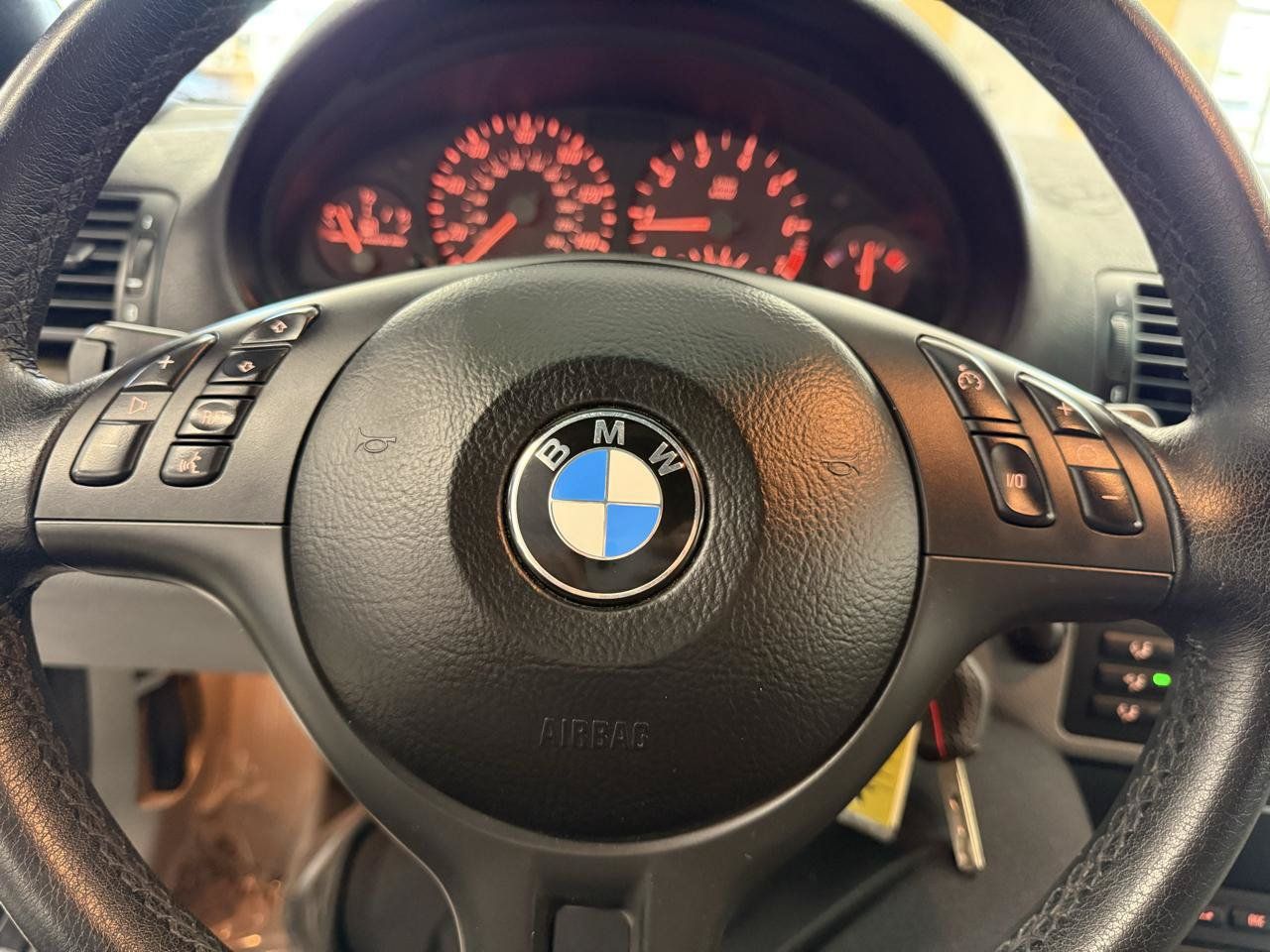 Used 2006 BMW 325Ci Convertible RWD image 14