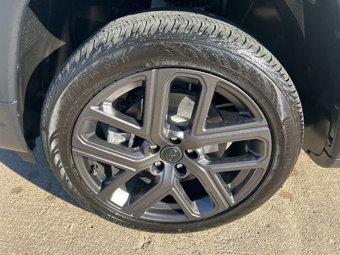 New 2026 Jeep Compass Limited image 27