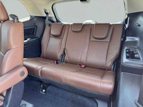 Used 2019 Subaru Ascent Touring AWD/4WD image 43