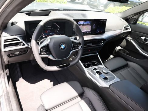 Used 2026 BMW 330i xDrive Sedan w/ Premium Package AWD/4WD image 16
