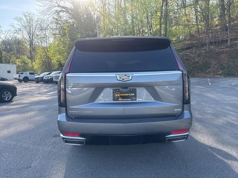 Used 2021 Cadillac Escalade Premium Luxury image 5