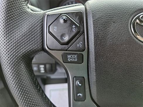 Used 2022 Toyota Tacoma TRD Off-Road w/ Technology Package image 27